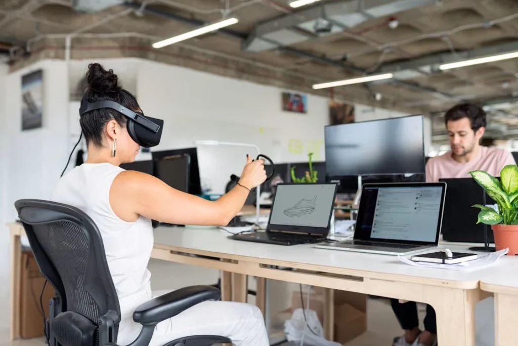 Virtual Reality therapy is not just a new-age concept—it is backed by science. The brain is an incredibly adaptable organ, and VR taps into this adaptability, also known as neuroplasticity. When a person wears a VR headset, their brain processes the virtual world as if it were real. This ability to “trick” the brain into believing what it sees is what makes VR therapy so powerful for amputees.