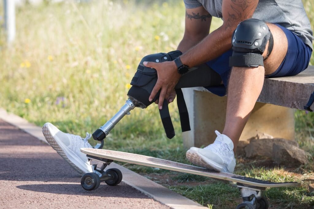 For many people with limb loss, staying active is a key part of maintaining physical and mental well-being. Whether it is engaging in sports, exercising, or simply performing physically demanding tasks, a prosthetic limb should support an active lifestyle rather than limit it.