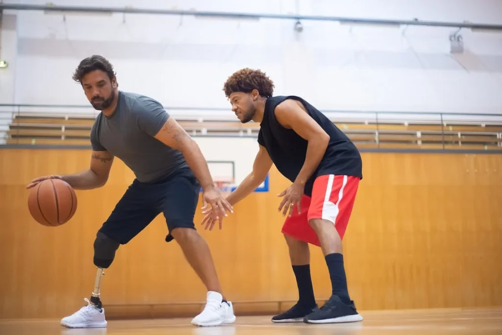 Playing basketball with a prosthetic isn’t just about physical ability—it’s also about confidence. A strong mindset, combined with the right training and preparation, allows players to compete at their best without hesitation.