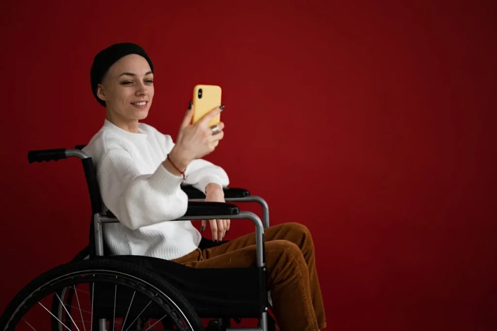 Despite their growing influence, disability influencers often face significant challenges, including online harassment and ableism. Social media can be a powerful tool for advocacy, but it also exposes creators to negative comments, discrimination, and trolling.