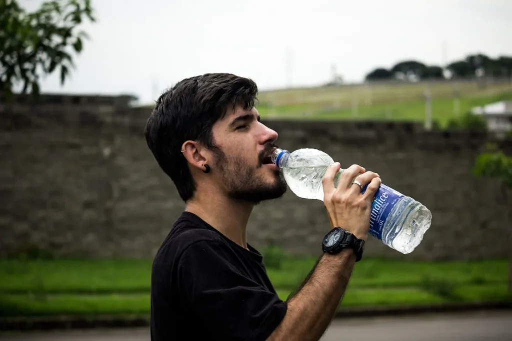 Water plays a vital role in nearly every function of the body, from keeping muscles strong to ensuring that the skin remains healthy. For amputees, hydration is even more important because it directly affects how the body adapts to a prosthetic limb.