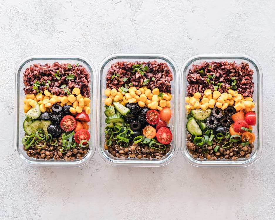 Making the right food choices doesn’t have to be complicated. A balanced meal plan that includes skin-nourishing nutrients can significantly improve comfort and resilience around the prosthetic socket.