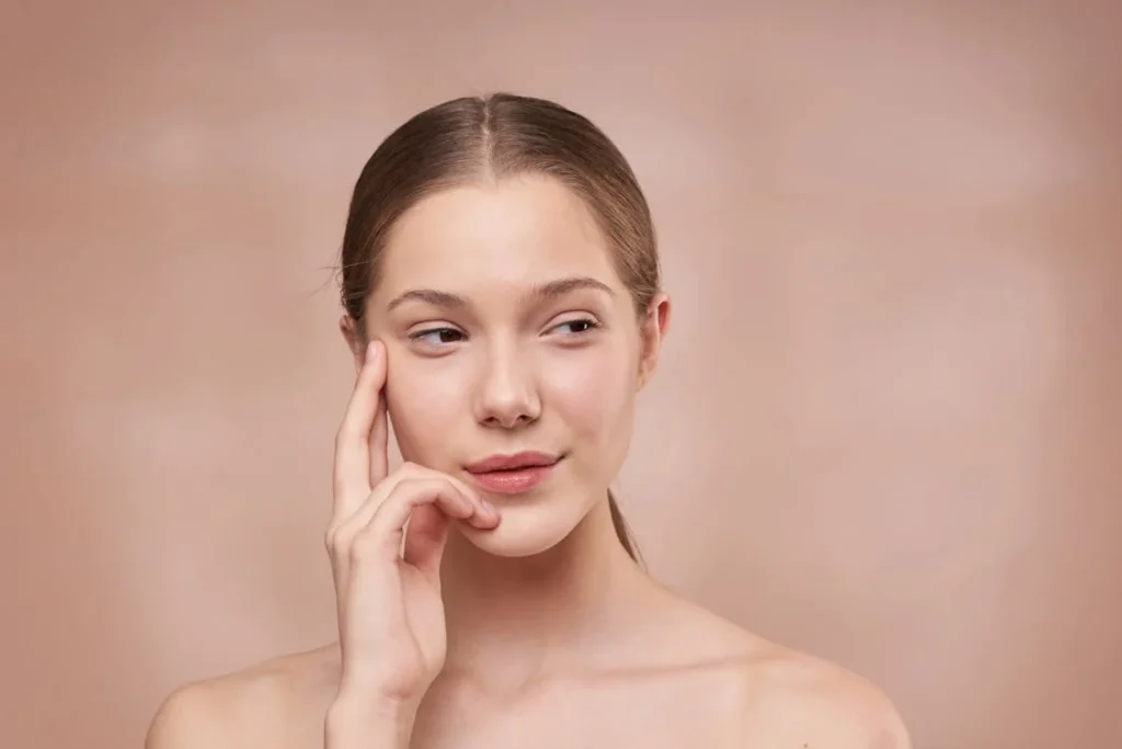 Get practical advice to effectively manage and prevent skin irritation caused by ill-fitting prosthetics. Improve comfort and protect your skin.