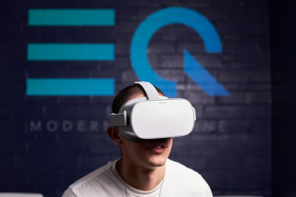 Individually, both Virtual Reality (VR) and Artificial Intelligence (AI) offer powerful support in gait rehabilitation. But when they come together, the impact multiplies. At Robobionics, we’ve seen this combination transform therapy into something deeper, smarter, and more human-like.
